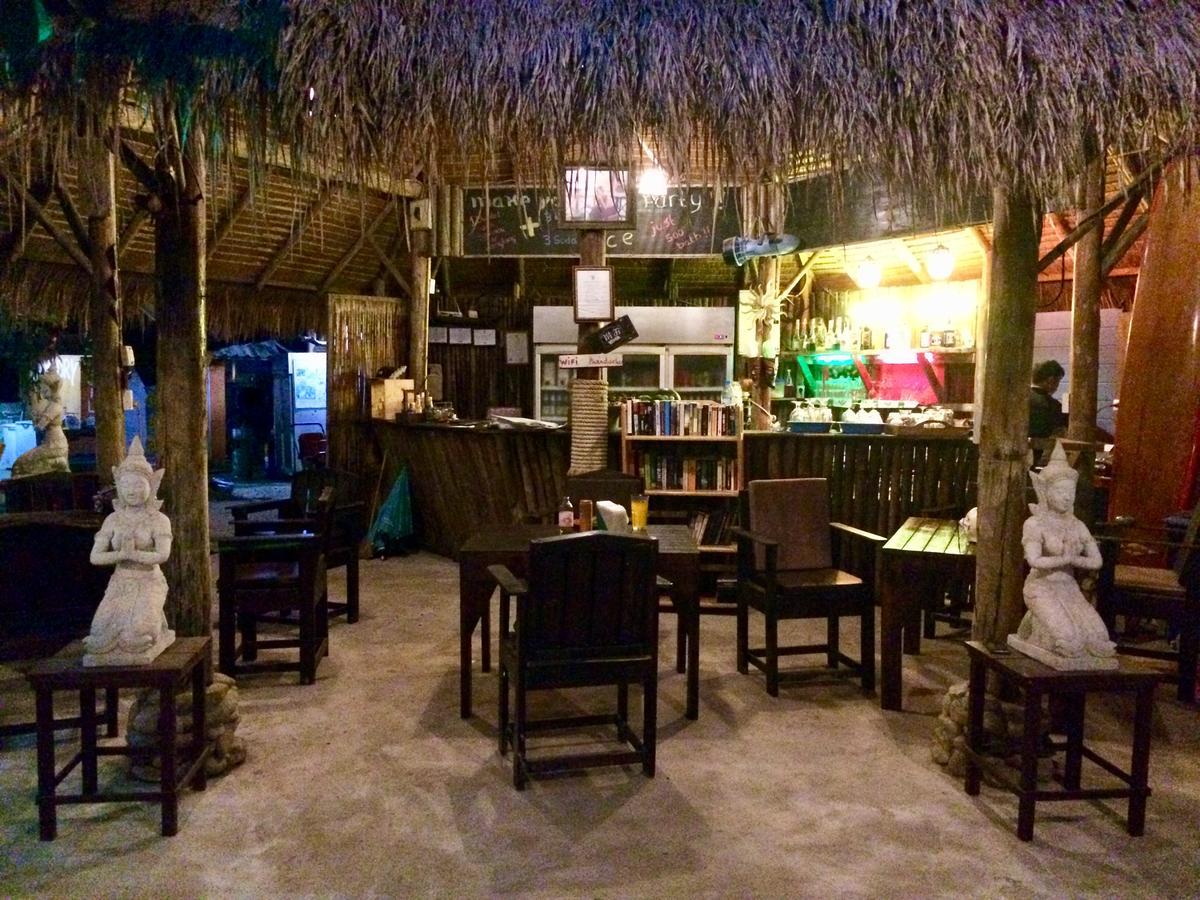 Готель Sea Paradise Ban Khlong Kloi Екстер'єр фото