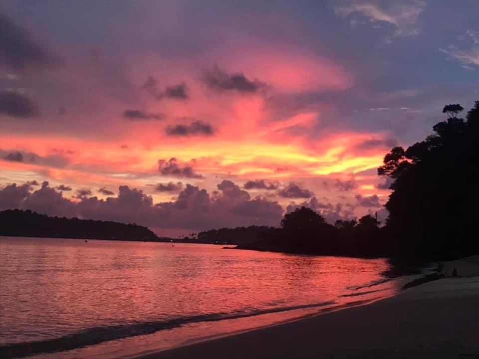 Готель Sea Paradise Ban Khlong Kloi Екстер'єр фото